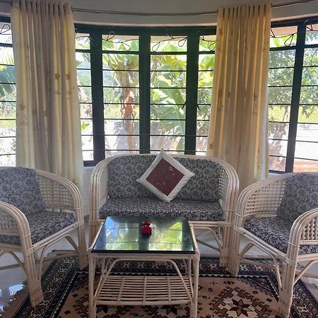 Raj Cliff Top Villa Yelagiri Exterior foto