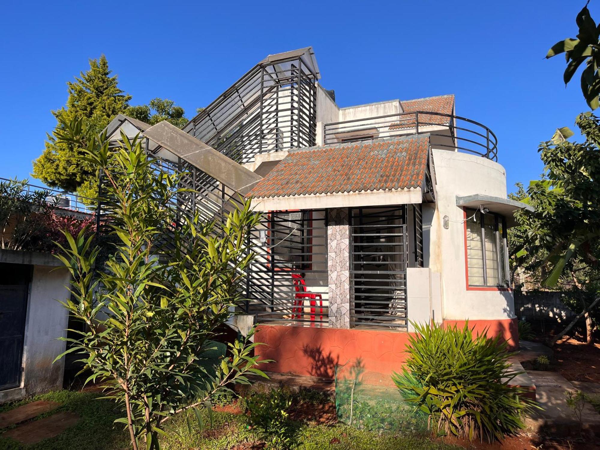 Raj Cliff Top Villa Yelagiri Exterior foto