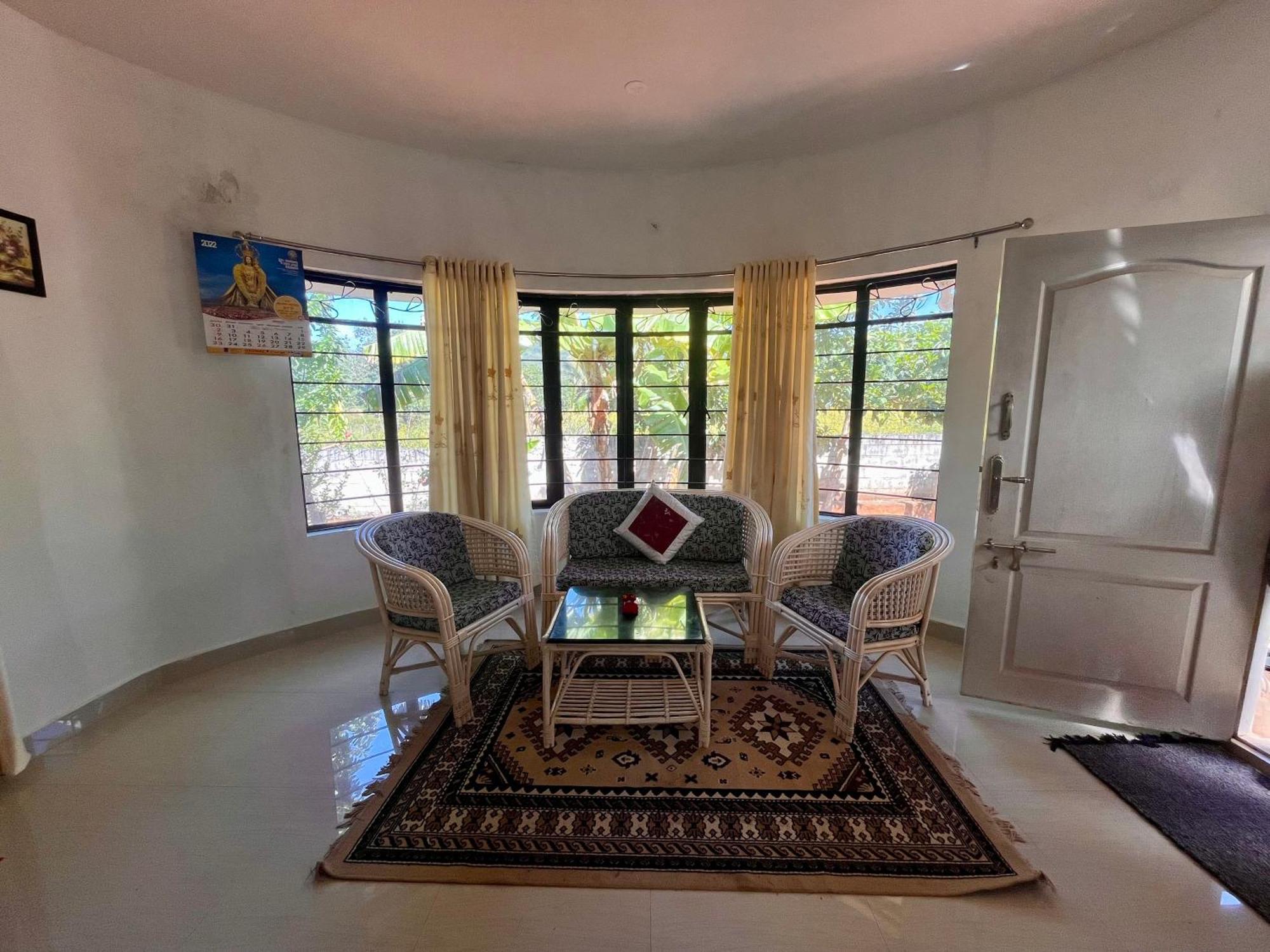 Raj Cliff Top Villa Yelagiri Exterior foto